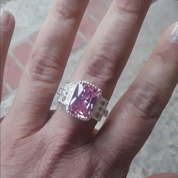 Incredible Pink Sapphire Ring - Picture 2 of 9